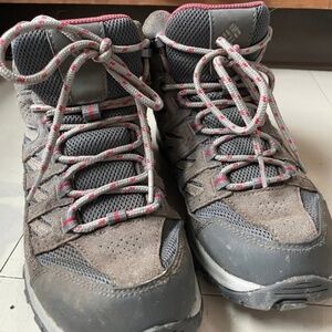 Columbia Soulier de randonnée US 7.5 UK 5.5